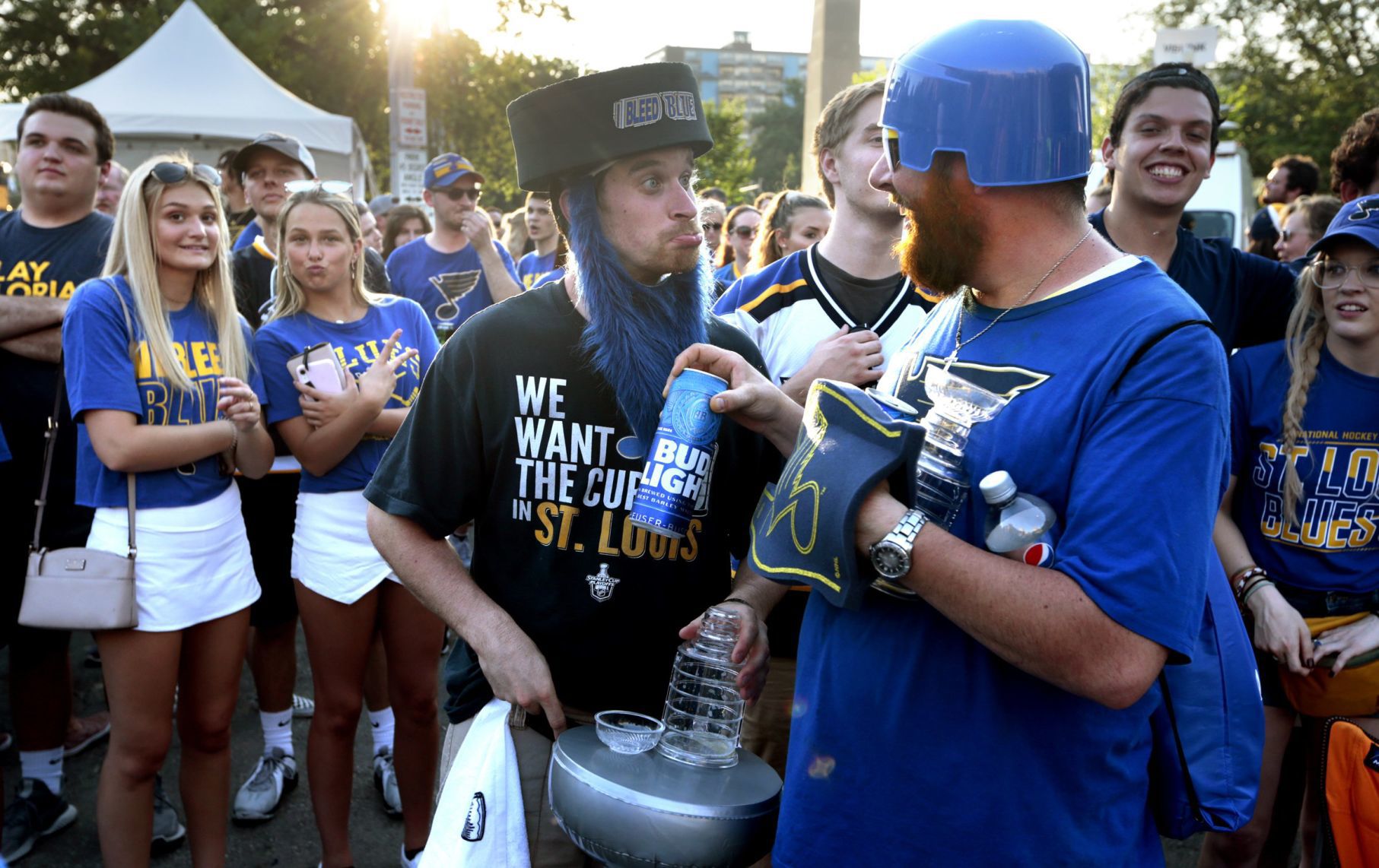 Blues try to win the Stanley Cup on home ice